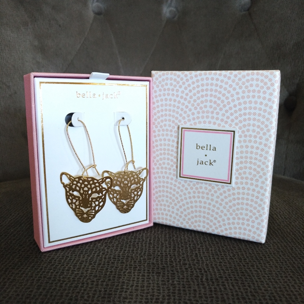bella jack Laser Cut Leopard🐆 Head Earrings - Picture 6 of 13